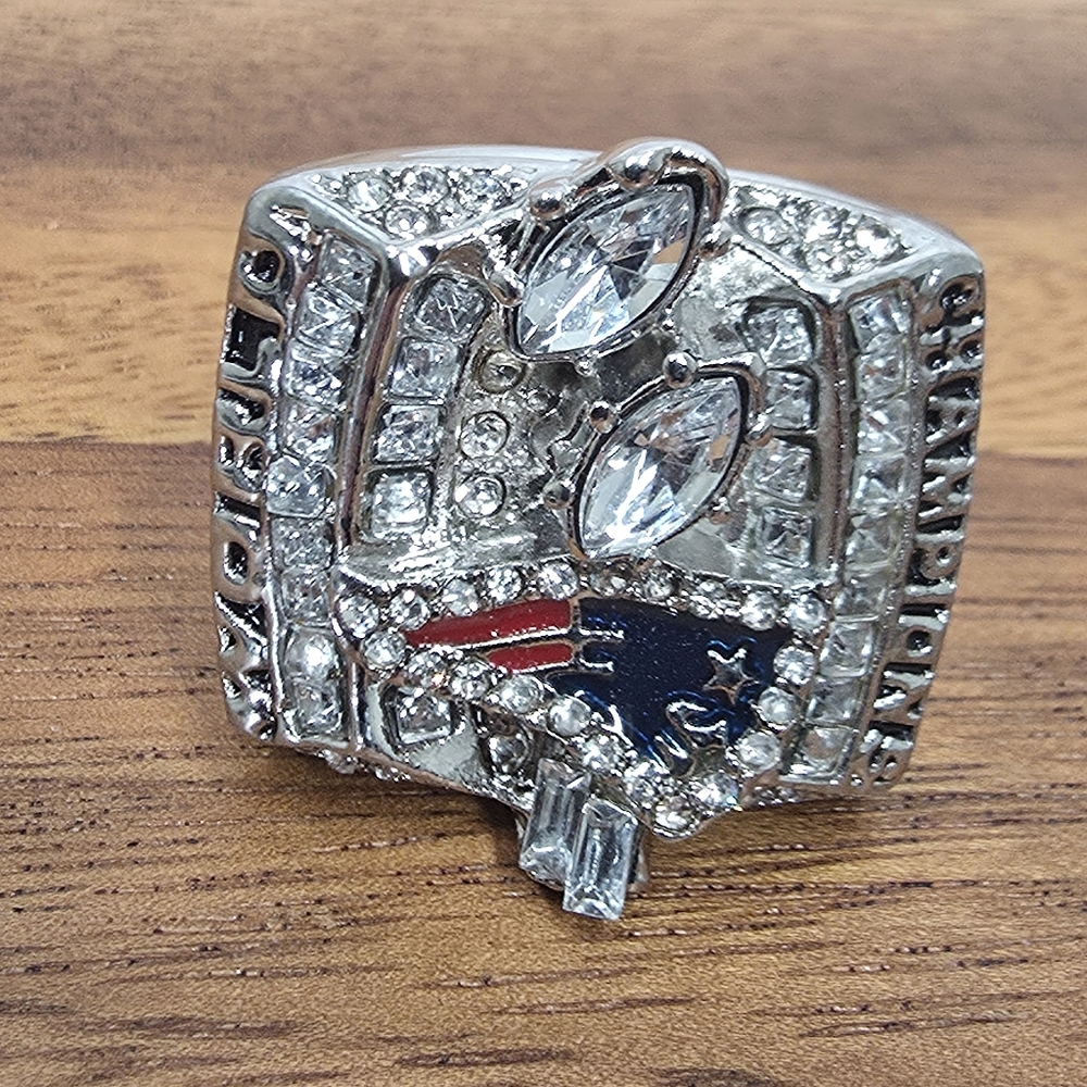 New England Patriots 2003 Championship Ring Sz 10 Silver Fan Edition Superbowl